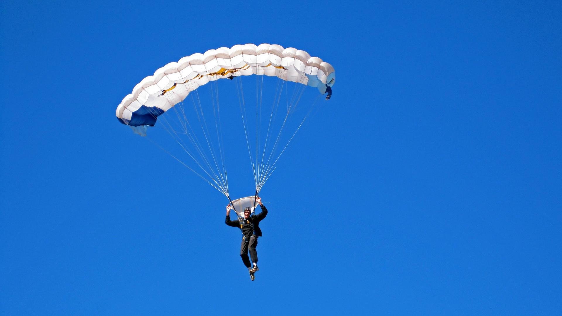 JIU YOU GAME-传统民族投壶比赛，文化传承中的运动魅力，投壶的玩法和规则